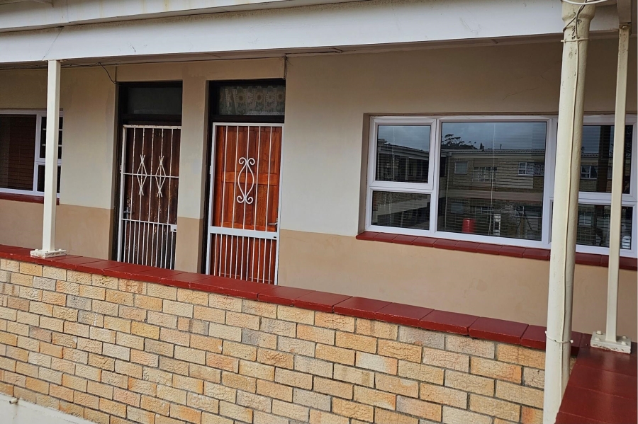 1 Bedroom Property for Sale in Walmer Eastern Cape